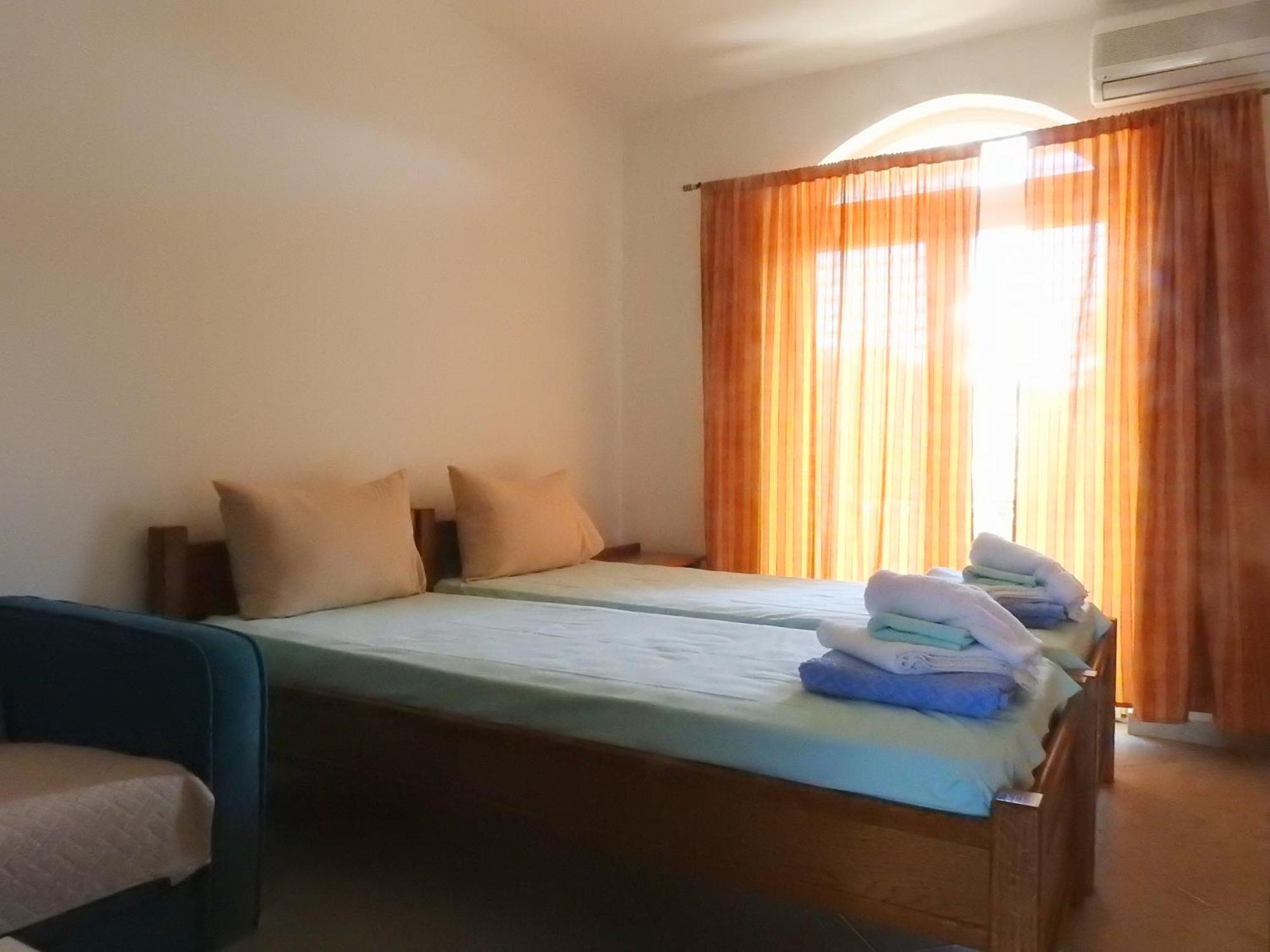Luna Apartments Budva Zimmer foto